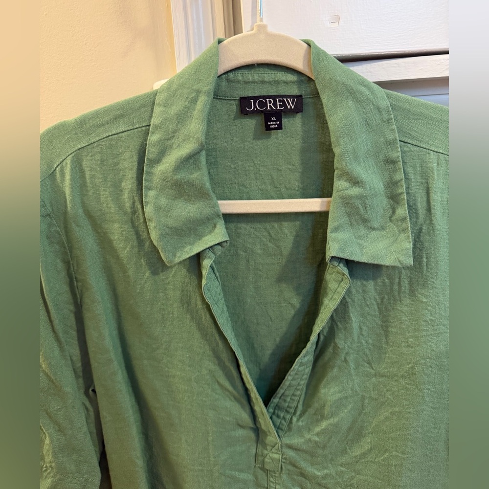 J. Crew Bungalow Popover Green Linen Split V-Neck Short Sleeve Top - Picture 4 of 6